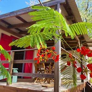 Appartement Bungalow De Charme , à Proximité De La Plage, Capesterre